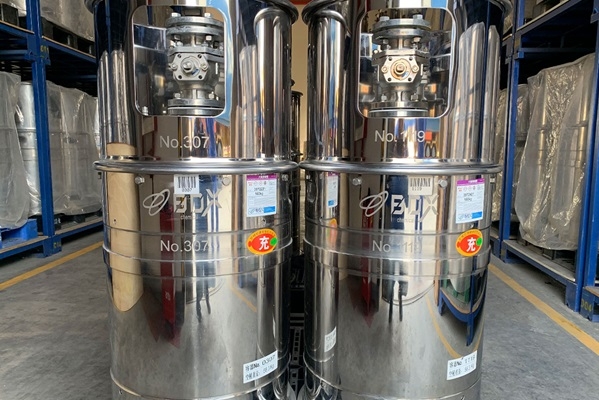 【電解液周報】這一六氟磷酸鋰生產商終止上交所主板IPO！八億時空子公司年產10萬噸電解液項目迎新動態