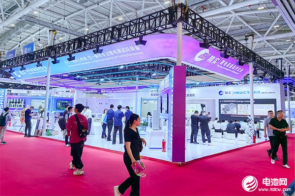 對(duì)話國(guó)內(nèi)智能裝備傳奇企業(yè) 解碼鋰電行業(yè)浪潮挑戰(zhàn)與機(jī)遇