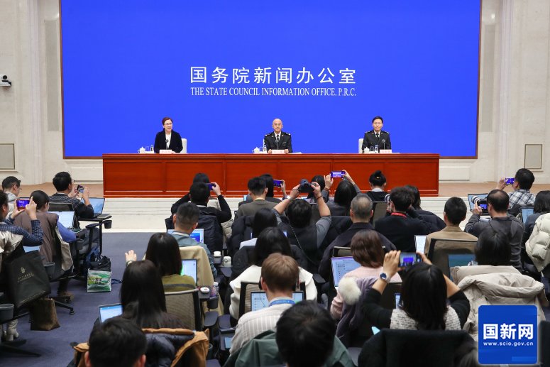 “新三樣”去年出口規(guī)模近1.3萬億 儲能電池等電工器材增長18.8%