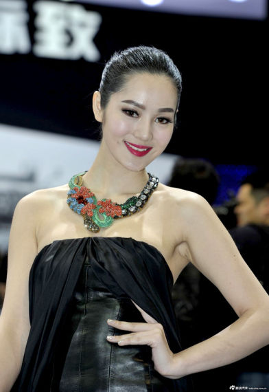 標致展臺7號模特