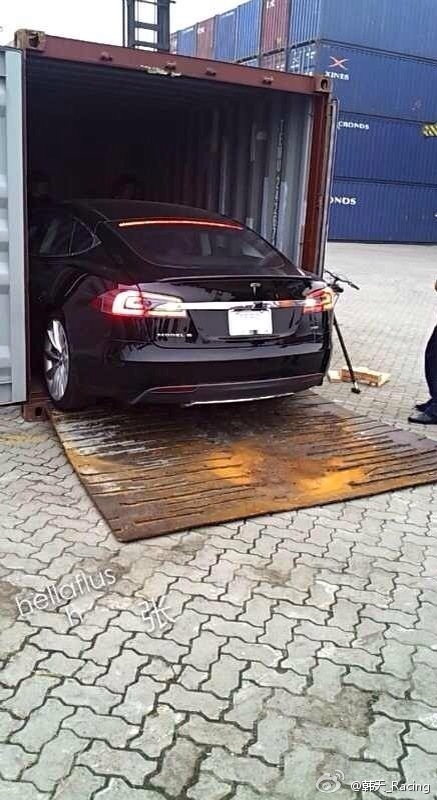 浙江土豪250萬元購入內(nèi)地第一輛特斯拉(6)