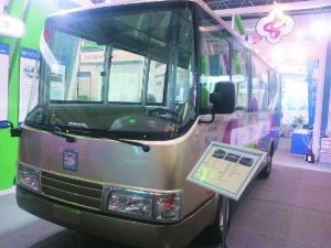 東莞產(chǎn)電動公交車試運充電一次能開200公里