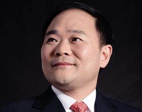 李書福：未來汽車是四個輪子+電纜+計算機