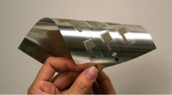 用上柔性屏幕電池 可穿戴設(shè)備將會(huì)變成啥樣？