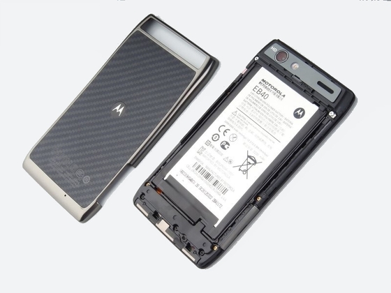 6000毫安時(shí)電池容量？來看看手機(jī)電池的進(jìn)化論