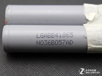 徒有其表的山寨貨 看真假飛利浦充電寶