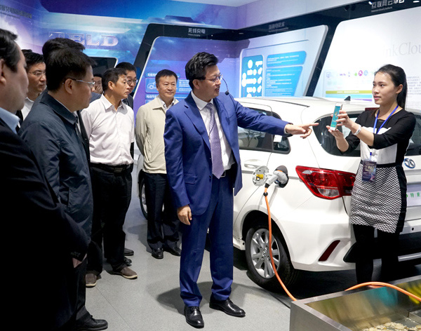 國家能源局副局長鄭柵潔帶隊調研青島特銳德