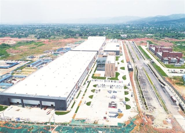 位于成都歐洲產(chǎn)業(yè)城的華鼎國聯(lián)動力電池產(chǎn)業(yè)化基地