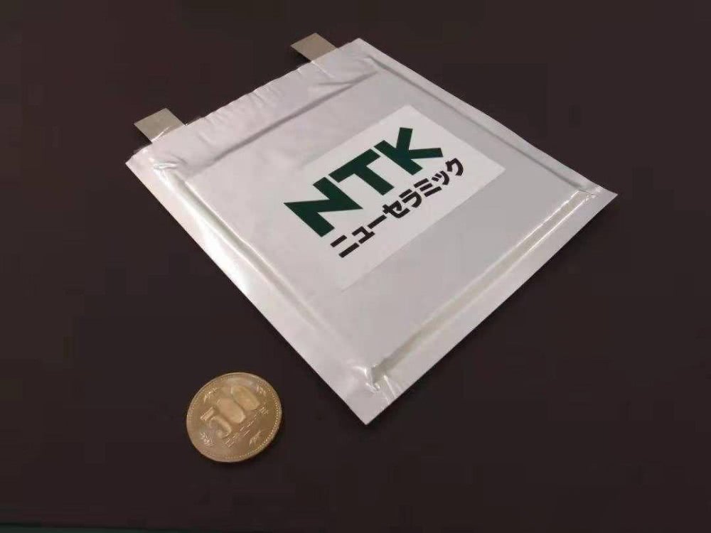 固態電池“中場戰事”：豐田向左，大眾向右？