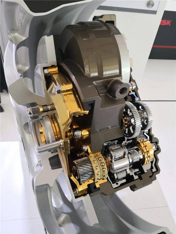 全面電驅動浪潮下 關鍵技術難關有待攻克 全面電驅動浪潮下 關鍵技術難關有待攻克