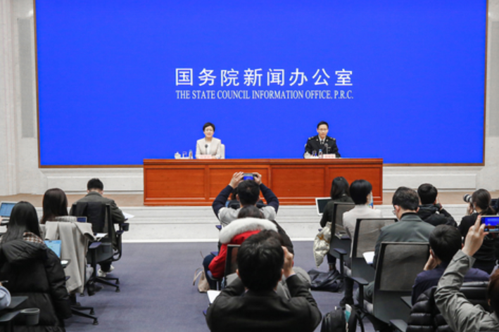 海關(guān)總署:2022年我國鋰電池和汽車出口增速均超80%