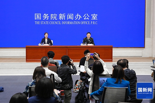 前三季度“新三樣”出口近7990億 新能源車(chē)及鋰電池出口量一覽