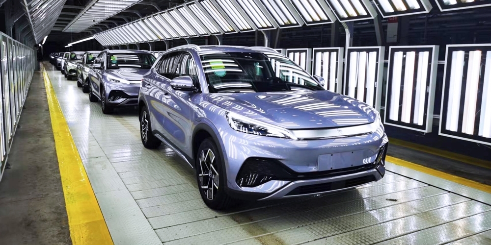 今年全球電動汽車銷量或達(dá)1700萬輛 鋰等關(guān)鍵金屬價格下行帶動電池降價