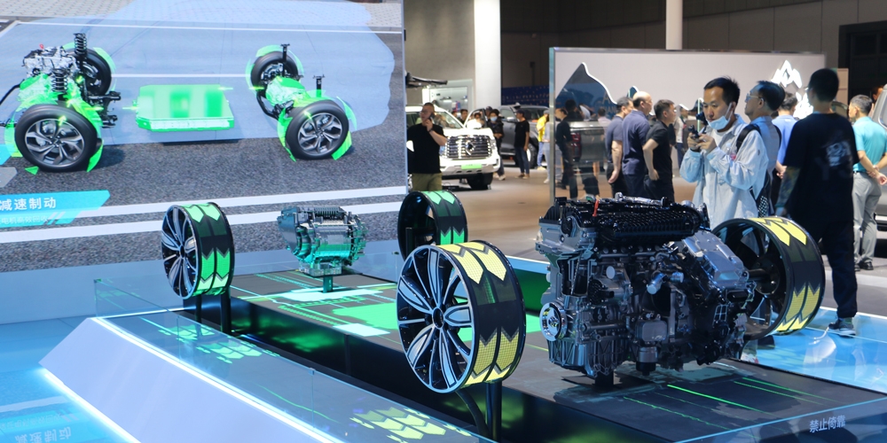 中辦、國辦發(fā)文：推動(dòng)智慧城市基礎(chǔ)設(shè)施與智能網(wǎng)聯(lián)汽車協(xié)同發(fā)展