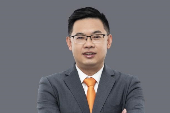 蜂巢能源楊紅新：讓我們攜手共進(jìn)，共創(chuàng)電池行業(yè)美好未來！