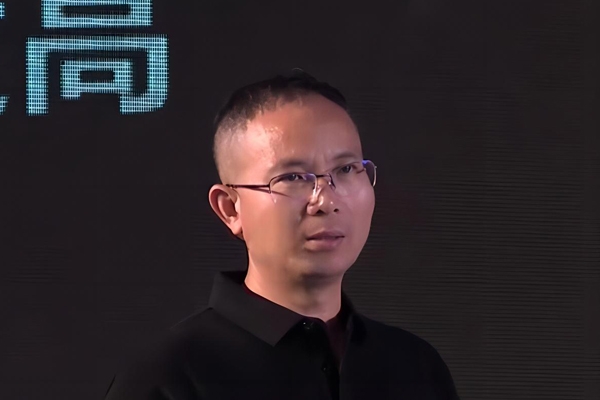 創(chuàng)明新能源謝冬生：愿您蛇年靈動(dòng)如意，事業(yè)生活皆順?biāo)欤?></a></dt>

                <dd><a href="http://m.honglaili.com/news/hyzx/012G463152025.html" target="_blank">創(chuàng)明新能源謝冬生：愿您蛇年靈動(dòng)如意，事業(yè)生</a></dd>



              </dl>




            </div>

            <!-- /bd -->

          </div>



          <div   id="osh05jo"   class="s-ad" style="">
            <!--<div   id="erclm3i"   class="adico">-->

          </div><!-- 廣告位：電池網(wǎng)文章頁面4 -->

          <!--<script type="text/javascript">BAIDU_CLB_fillSlot("533185");</script></div>		-->

          <!--

<div   id="he58sza"   class="s-ad" style="">

<script type="text/javascript">BAIDU_CLB_fillSlot("532569");</script></div>

-->



          <div   id="ex5pgnv"   class="essence-mod mod-side mar-b-30">

            <div   id="pppihtq"   class="tabtitle">

              <ul id="test11_li_now_">

                <li id="st0u8ot"    class="now"><a>日閱讀榜</a></li>

                <li><a>周閱讀榜</a></li>

                <li><a>月閱讀榜</a></li>

              </ul>

            </div>

            <div   id="hluay3g"   class="list13">

              <div   class="gdojxxi"   id="test11_1" class="tablist block">



                <div   id="dmmzrrr"   class="mod-tab-panel current">

                  <ul class="ep-dotlist ep-list-rank">

                    <li><span id="b2snucn"    class="num">1</span><span id="bvpsstw"    class="count">(01-26)</span><a href=