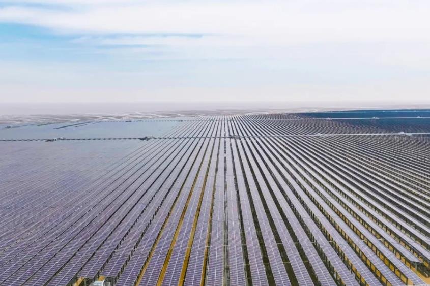 配套儲能站及加氫站！國內(nèi)最大光氫儲一體化海上光伏項(xiàng)目全容量并網(wǎng)發(fā)電