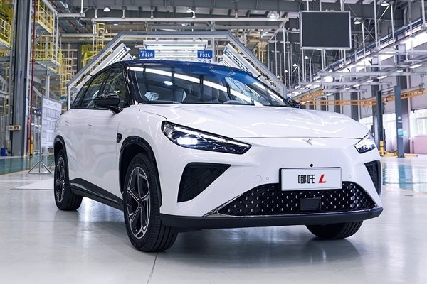 涉及造車雙資質！哪吒汽車管理人有新動態