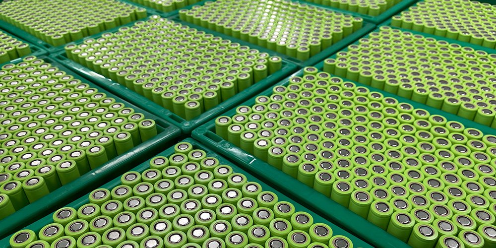 2025鋰電股生死局：有人虧損退市 有人脫星摘帽