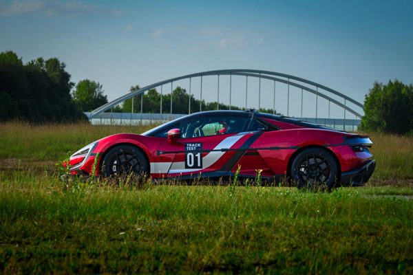 472.41km/h！仰望U9賽道版問鼎全球電車極速紀錄