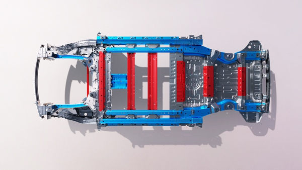 比亞迪“大五座天花板”方程豹鈦7火爆上市 售價(jià)17.98萬元起
