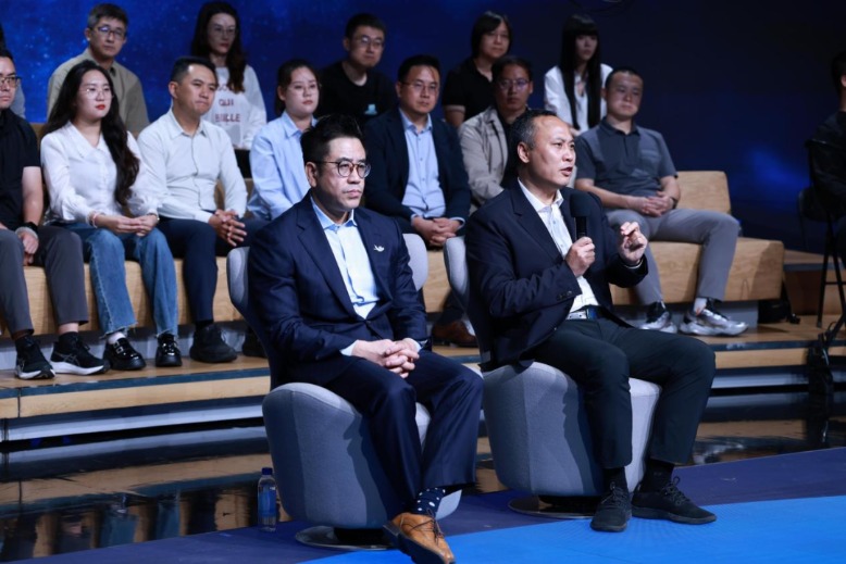 歷史級時刻！萬億級大產(chǎn)業(yè)，引爆全球