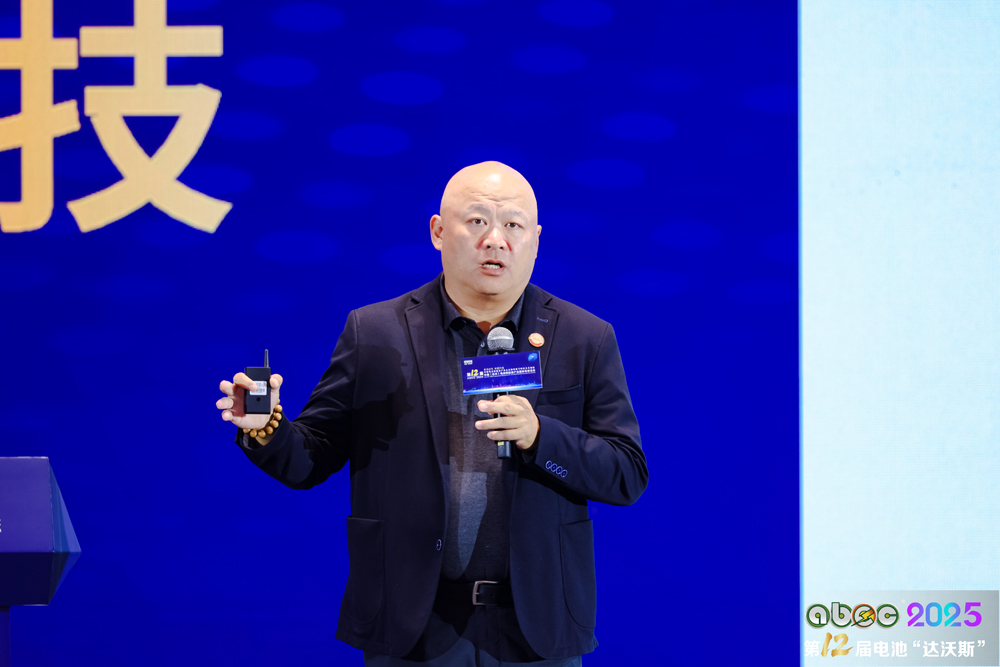 中國(guó)汽車(chē)芯片產(chǎn)業(yè)創(chuàng)新戰(zhàn)略聯(lián)盟秘書(shū)長(zhǎng)原誠(chéng)寅