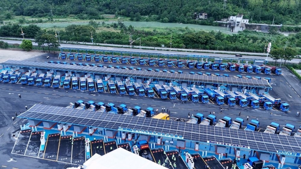 華為發(fā)布2026充電網(wǎng)絡(luò)產(chǎn)業(yè)十大趨勢(shì)