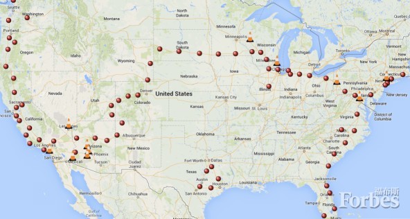 特斯拉超級充電站分布。橙色圓點表示該充電站還在建設(shè)之中