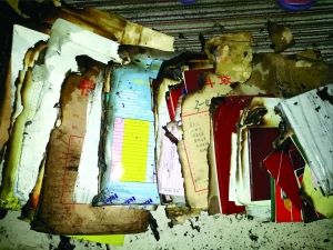 金城牌電動(dòng)車電池家中充電睡夢(mèng)中電池突然爆炸