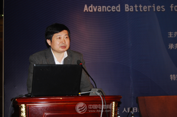 中科院物理所研究院  黃學杰