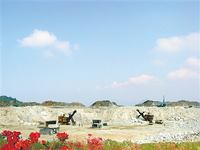 特斯拉火爆帶動(dòng)鋰原料需求 開采商Simbol擴(kuò)充工廠