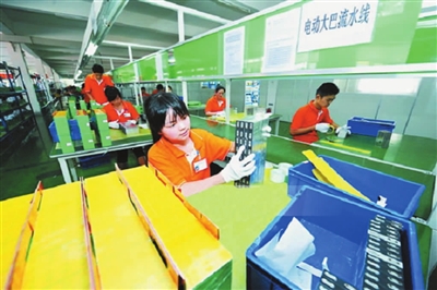 國(guó)軒高科純電動(dòng)大巴可負(fù)重跑長(zhǎng)途 未來(lái)或普遍使用