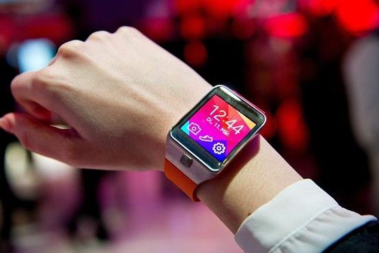 谷歌三星為奪智能手表市場(chǎng) 爭(zhēng)搶應(yīng)用開(kāi)發(fā)者