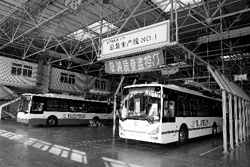 新能源汽車(chē)從“上馬”到“上路”