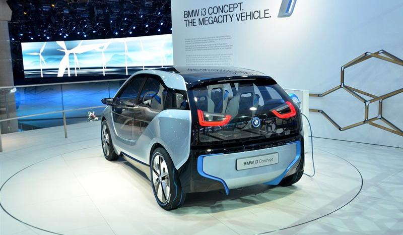 多數車企下調今年產銷目標 布局新能源車