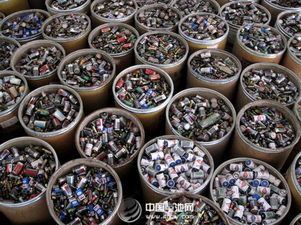 廢舊電池回收體系亟待完善 福建尚無規范回收渠道