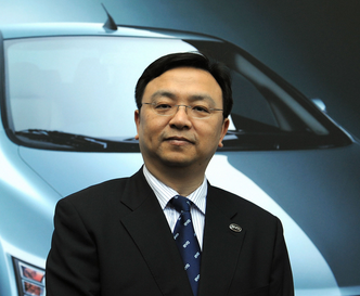 創(chuàng)領(lǐng)新能源汽車行業(yè)標(biāo)桿：訪比亞迪總裁王傳福