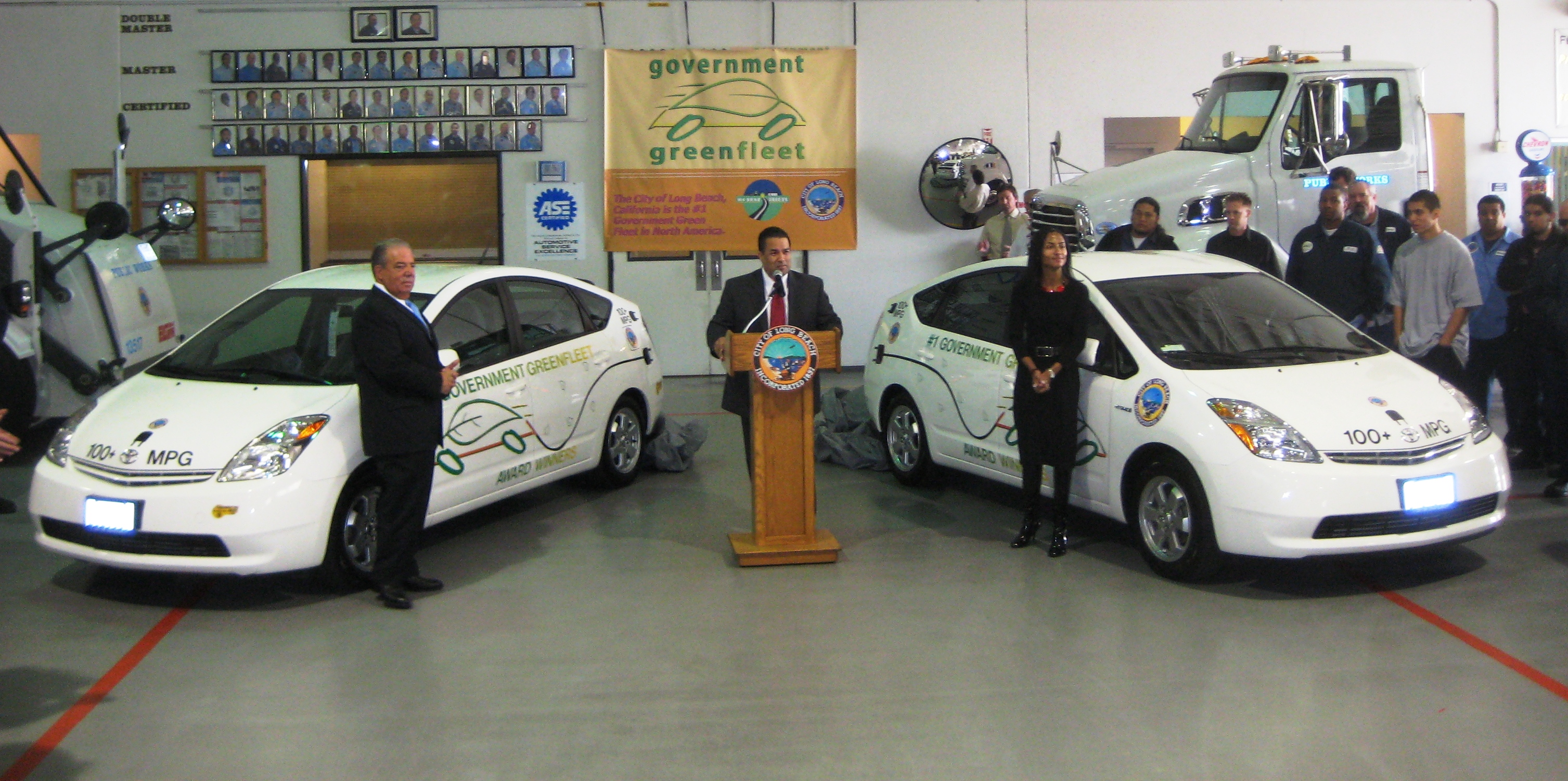 充電樁建設成“燙手山芋”  市場將呈幾何數增長