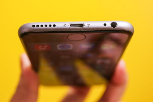 蘋果iPhone 6無(wú)需這么薄 應(yīng)該加大電池容量 