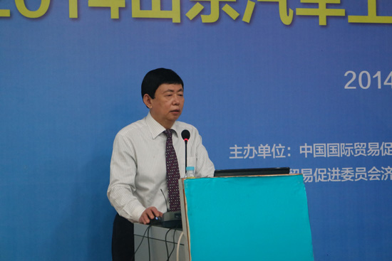 山東汽車行業(yè)協(xié)會(huì)常務(wù)副會(huì)長(zhǎng)兼秘書長(zhǎng)魏學(xué)勤