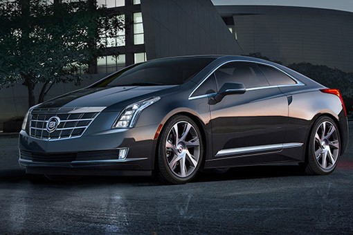 寶馬、凱迪拉克、特斯拉推出電動車升級版 銷量持續上升