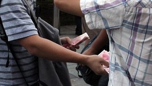 小米與黃牛是戰(zhàn)爭(zhēng)還是炒作？