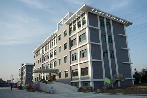 價(jià)格下跌不賺錢？ 江蘇國(guó)泰電解液技改擴(kuò)產(chǎn)四年無(wú)下文