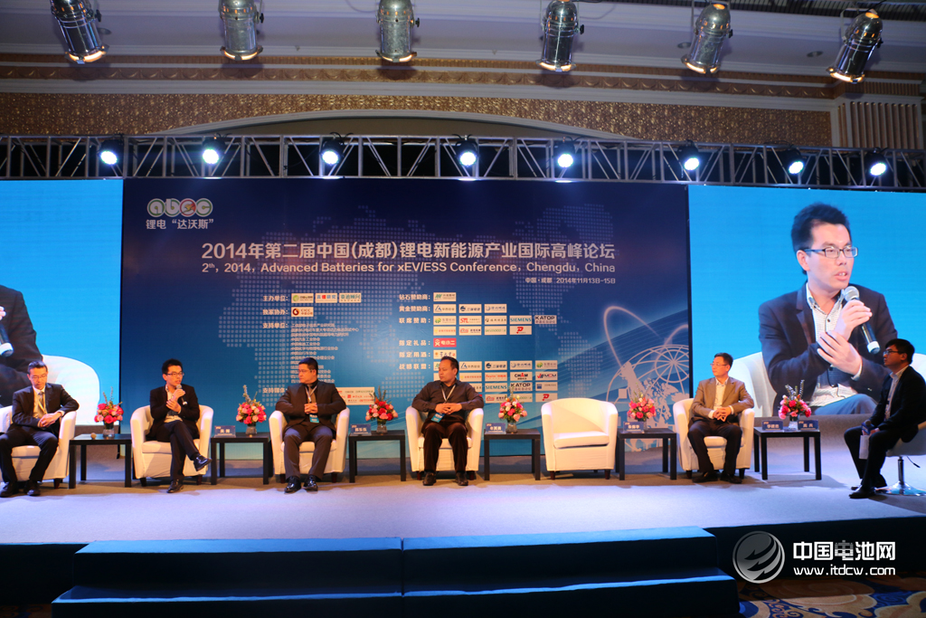 特斯拉上海享優待 誰為純電動車的發展買單? 特斯拉上海享優待 誰為純電動車的發展買單?