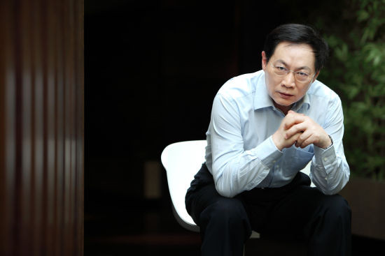 任志強炮轟電動汽車:只是把污染換了個位置 任志強炮轟電動汽車:只是把污染換了個位置