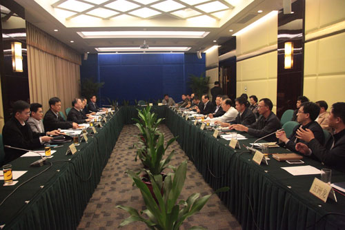 蘇波赴深圳調(diào)研新能源汽車(chē)發(fā)展與推廣情況