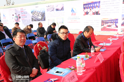 武漢惠強一期投產(chǎn)5000萬㎡鋰電池隔膜20日投產(chǎn)現(xiàn)場