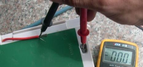 “無負極電池”問世 或將顛覆電動車和手機電池 “無負極電池”問世 或將顛覆電動車和手機電池