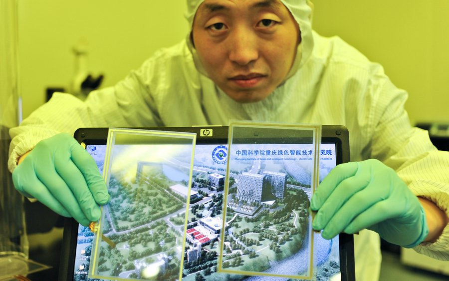 石墨烯提前點爆材料革命 無法擺脫的“特斯拉魔咒”